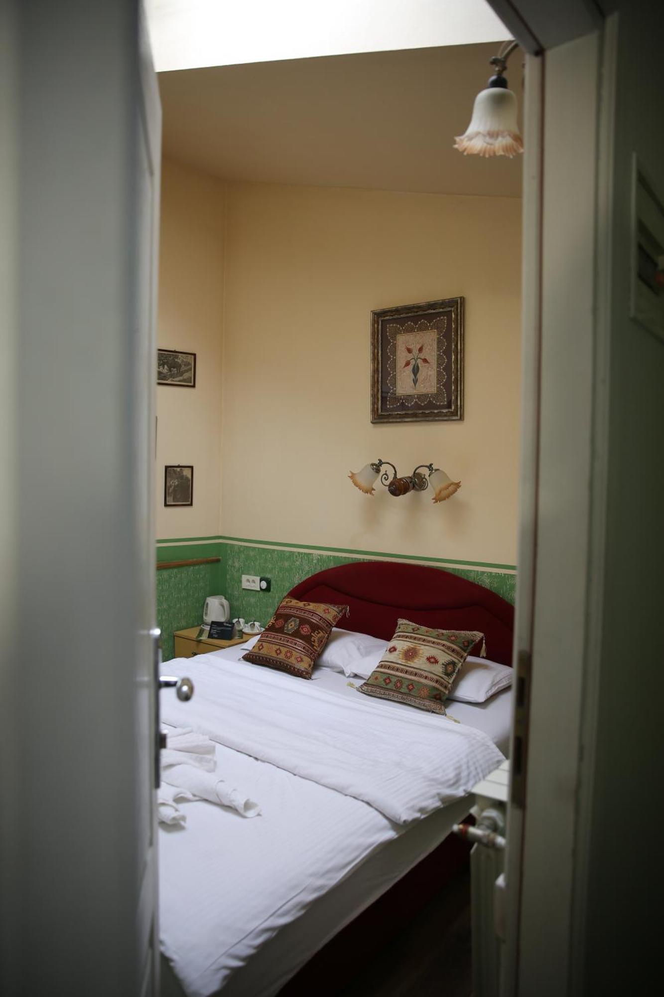 Guesthouse Nia Deluxe Сараево Экстерьер фото